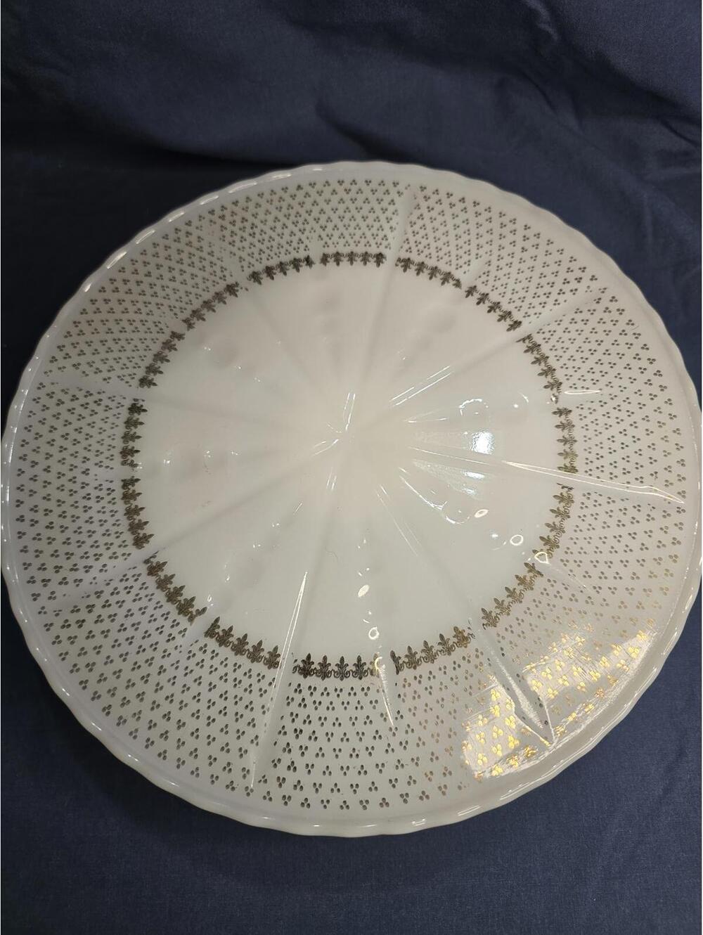 Vintage Anchor Hocking Milk Glass Pedestal Cake Stand w/Gold Design 10"
